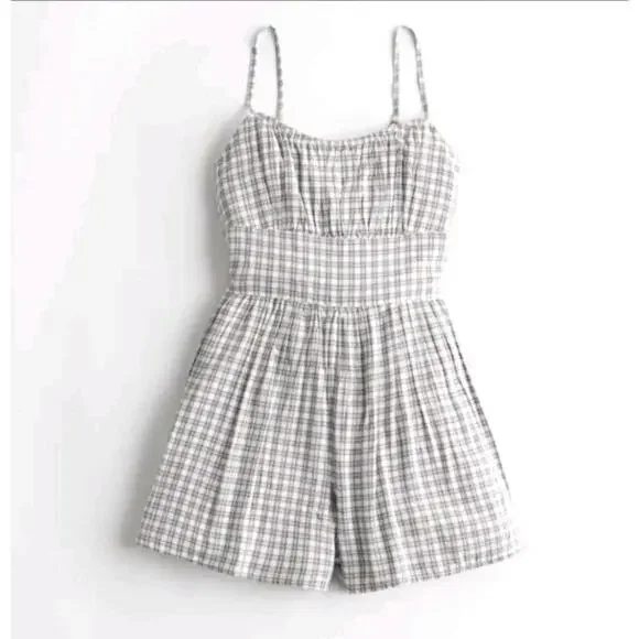 Hollister Plaid Gingham Romper Shorts Pockets Y2K Lined Smocked Size Medium M - Picture 3 of 10